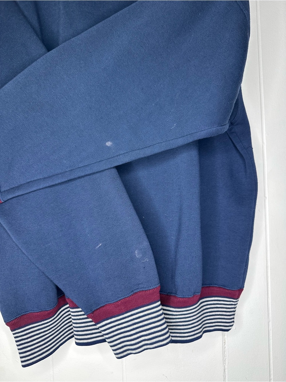 Vintage Cape Cod Navy Men's Crewneck Sweater - Picture 6 of 6